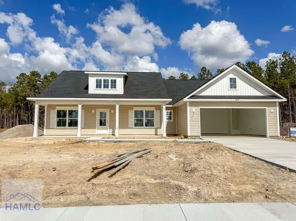 810 Stone Ct, Midway, GA 31320