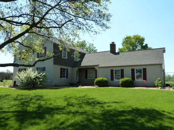 1305 Jonathan Dr, Olney, IL 62450