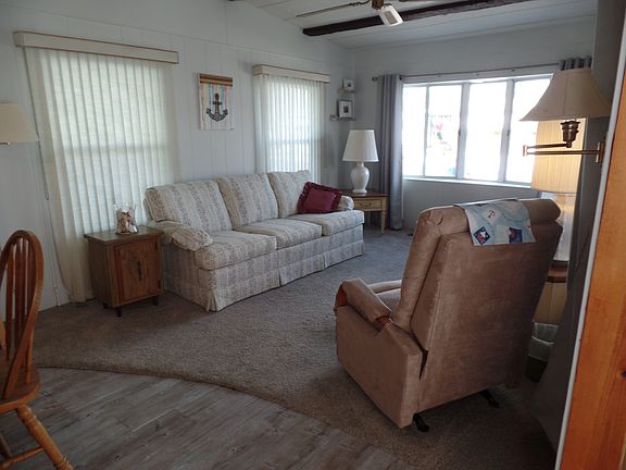 5th image of 159 Tammy Dr