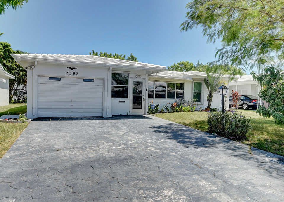 1st image of 2598 E Golf Blvd