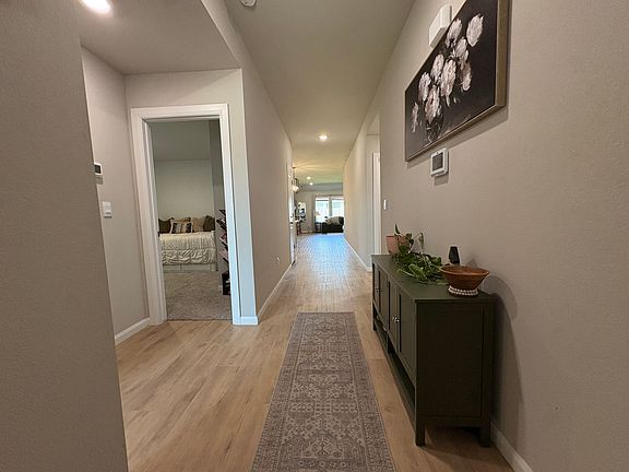 4th image of 7404 N 155th Ave E
