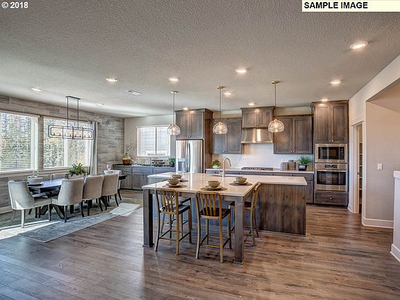 3rd image of 5067 SE 82nd Ave