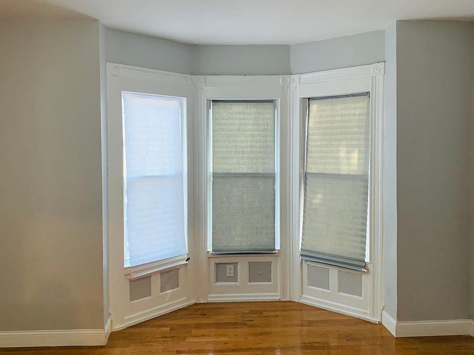 2nd image of 246 Clifton Ave APT 1