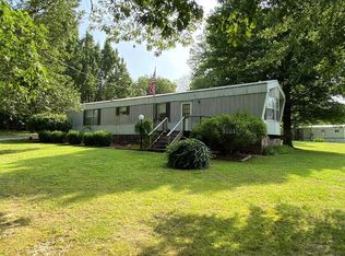 170 5th St, Big Sandy, TN 38221