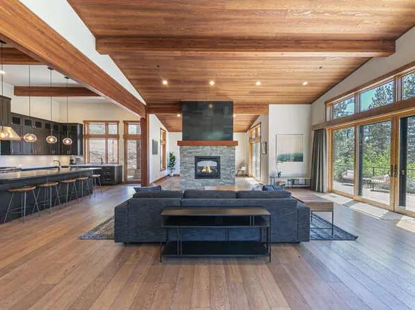 10768 Labelle Ct, Truckee, CA 96161