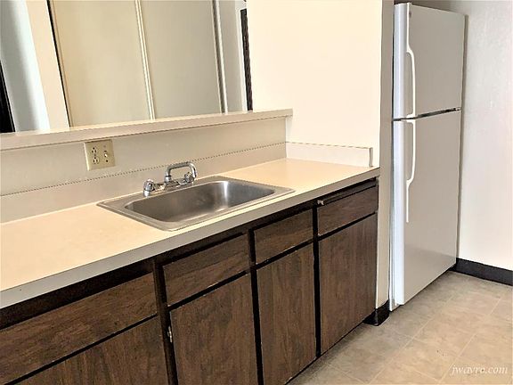 5th image of 1890 Sutter St #205