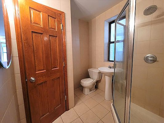5th image of 146 W 10th St APT 5C
