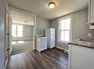 310 8th Ave APT 2, Marion, IA 52302