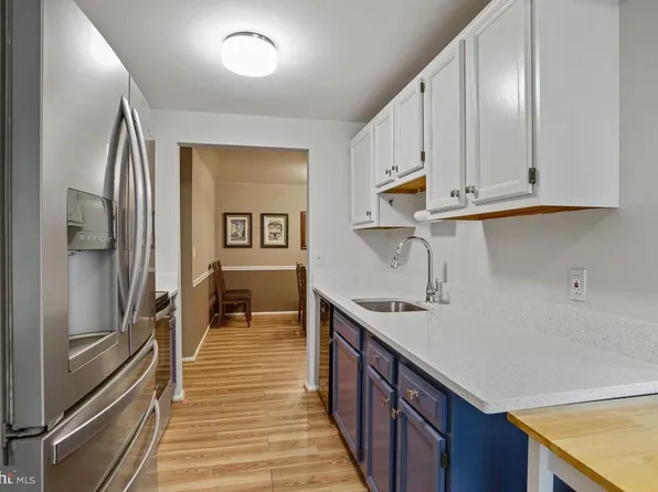 18050 Chalet Dr #14203, Germantown, MD 20874
