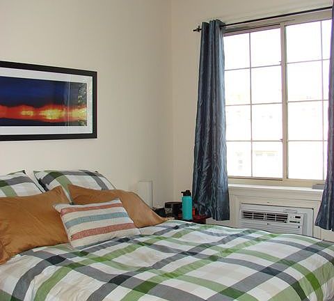 5th image of 3086 36th St #3F