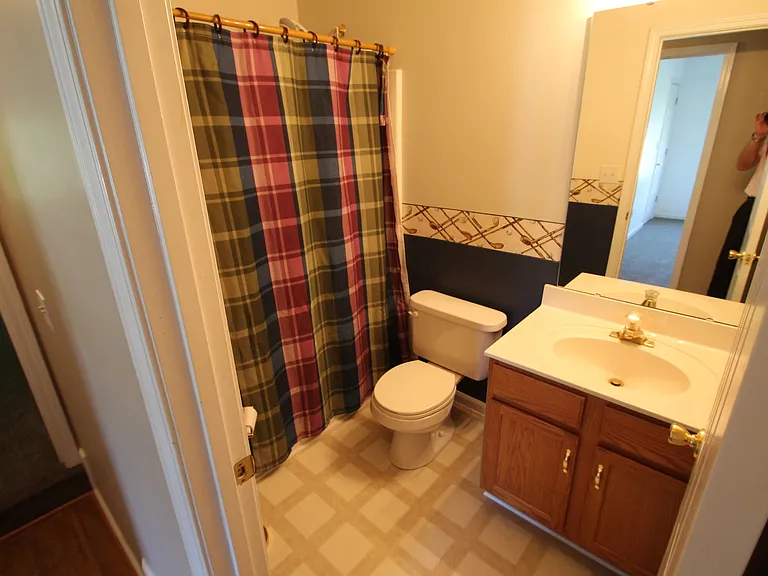 583 Stonehenge Dr — Photo 17