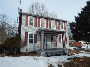 2268 Paris Ave NE, Paris, OH 44669