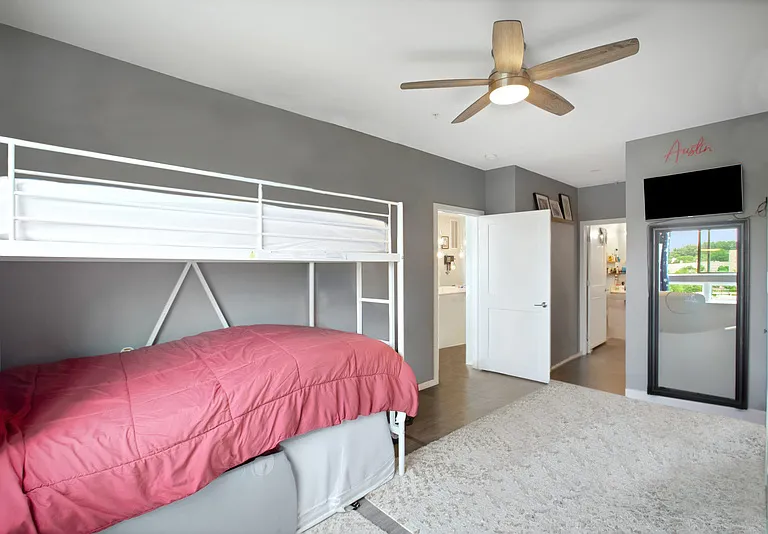 145 Riverhaven Dr — Photo 7