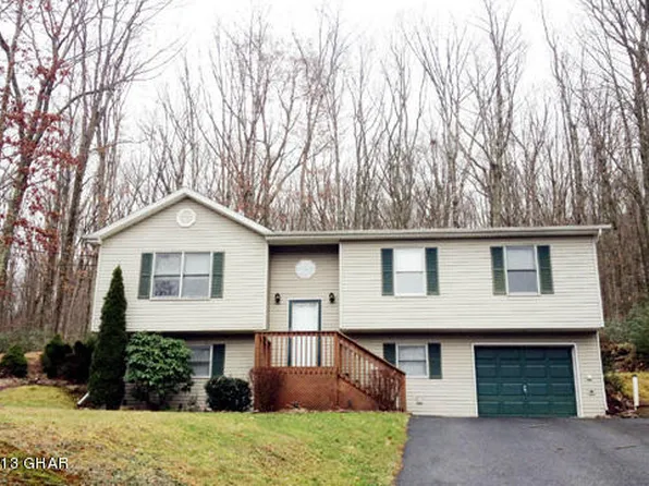 59 Edge Rock Dr, Drums, PA 18222