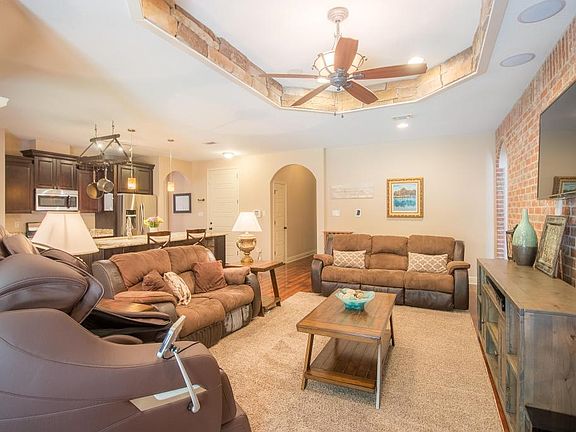 5th image of 3746 River Loop Dr