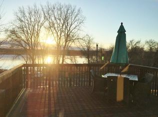 6258 Eagle Lake Dr, Osseo, MN 55369