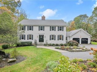 137 Indian Cave Rd, Ridgefield, CT 06877