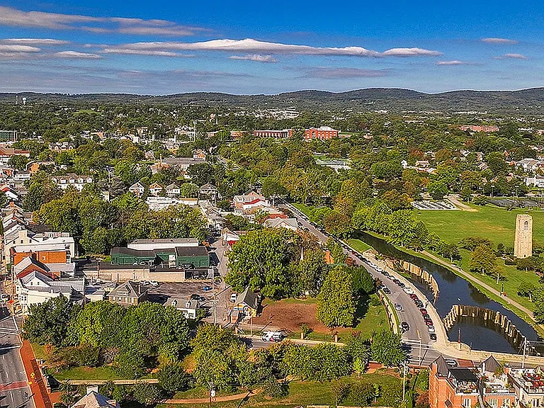 Charming Frederick, MD