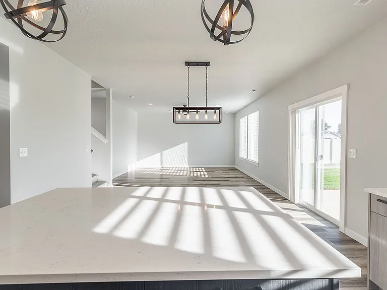 2640 N Silver Wolf Ave — Photo 19