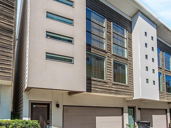 3rd image of 1555 Birdsall St Unit A