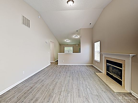 3rd image of 2314 Majestic Prince Dr