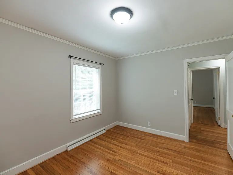 1700 Colonial Ave — Photo 27