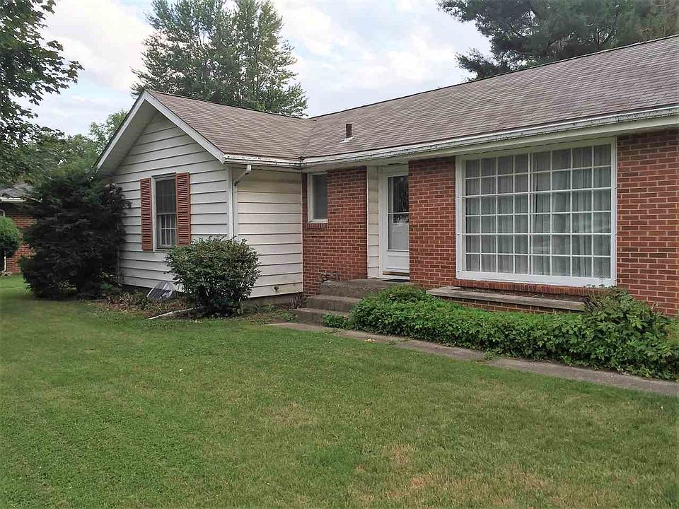 2nd image of 417 S Shumaker Dr
