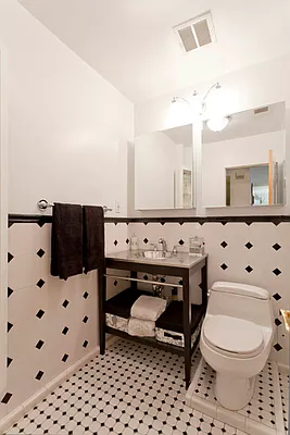 Sold by Brooklyn Bridge | media 9