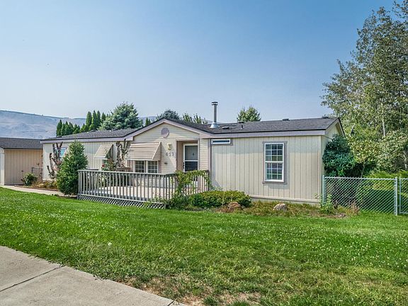 2nd image of 653 S Larch Ave