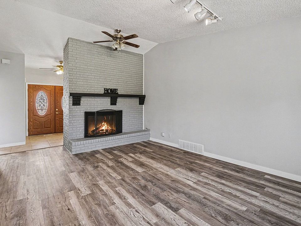 915 White Elm Dr, Loveland, CO 80538 | MLS #1055918 | Zillow