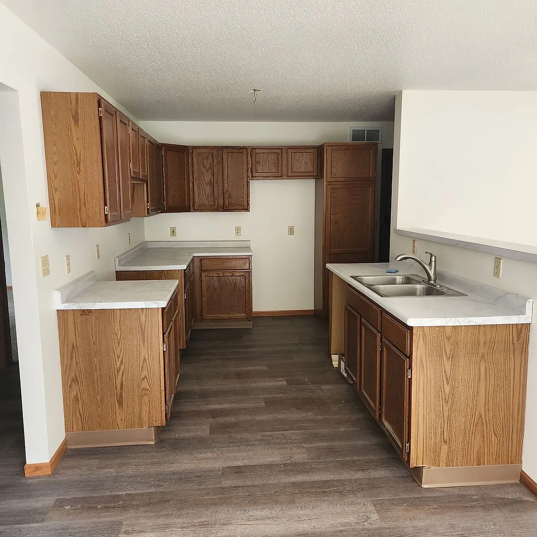 Clearwater Capital Group-2034 Mittelstadt Ln — Photo 2