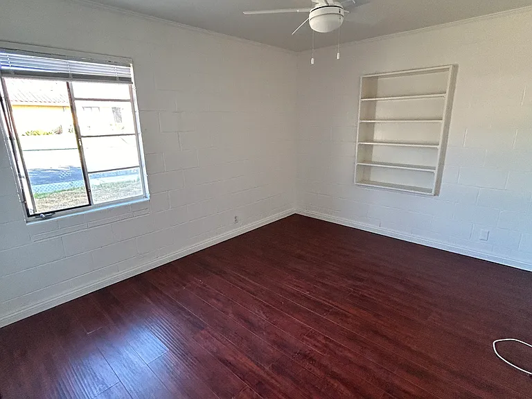 3572 Harrison St — Photo 11