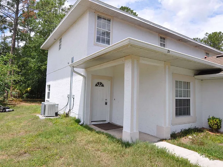 5 Wells Pl #A — Photo 2