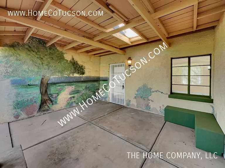 1509 E Blacklidge Dr #1 — Photo 5