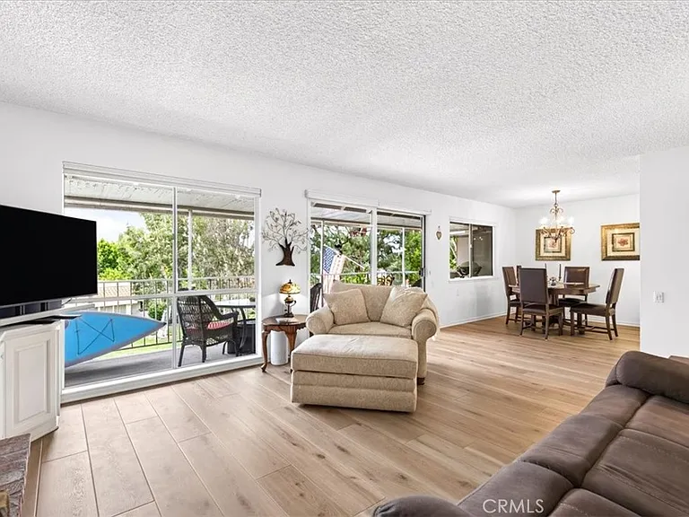 859 N Ronda Mendoza #N — Photo 7