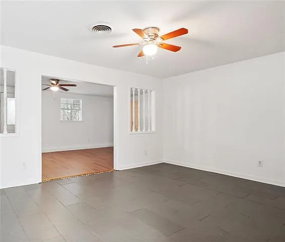 6 bed, 1.5 bath, 2054 sqft, $2,150 — Photo 3