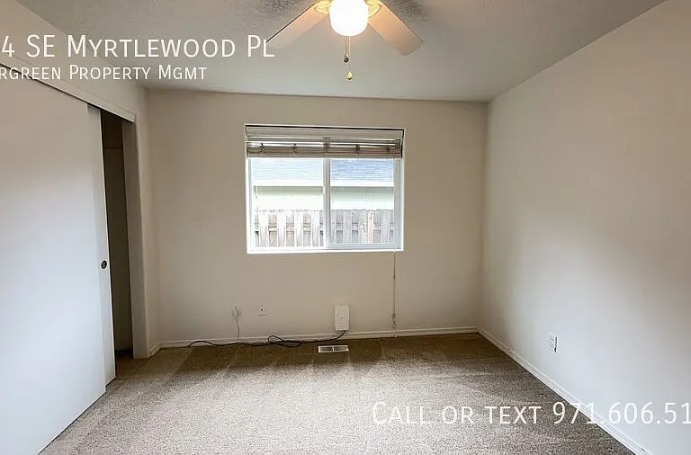 664 SE Myrtlewood Pl — Photo 21