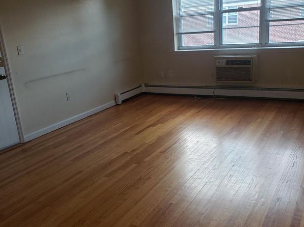 41 Sky View Dr APT 3