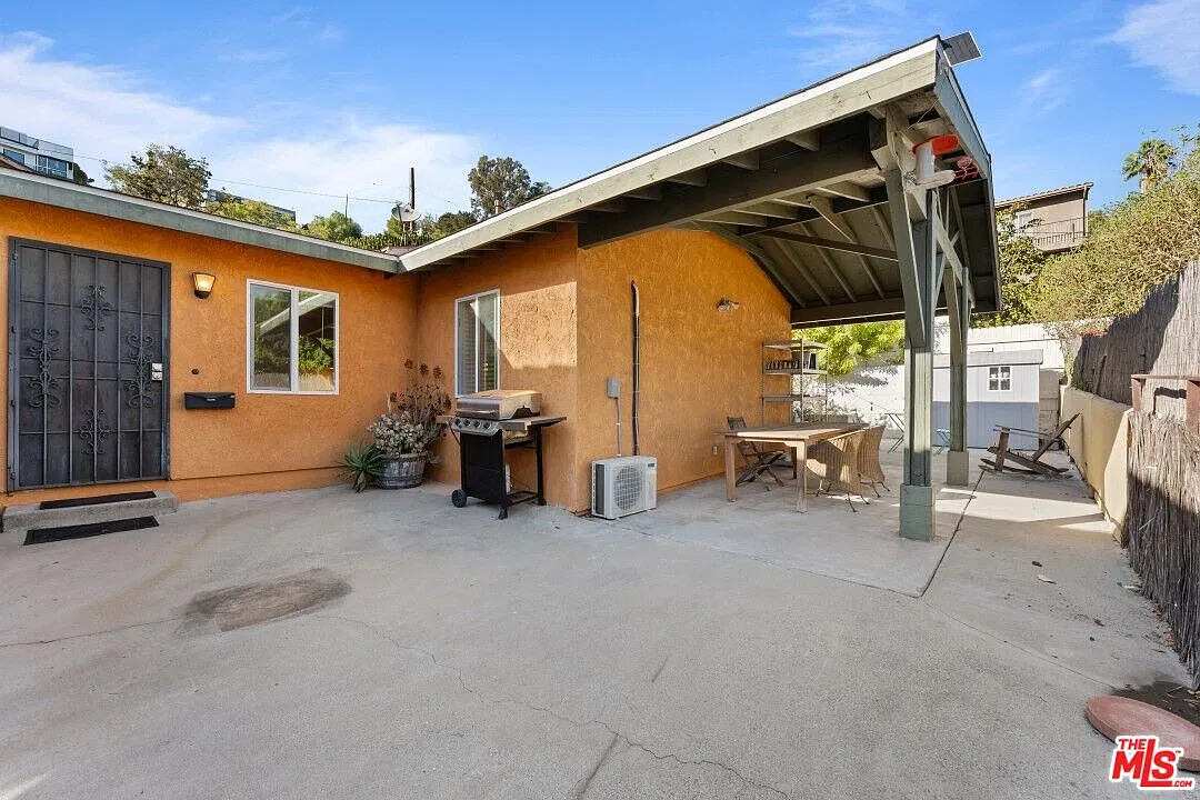 1 bed, 1.0 bath, 615 sqft, $3,250 — Photo 1