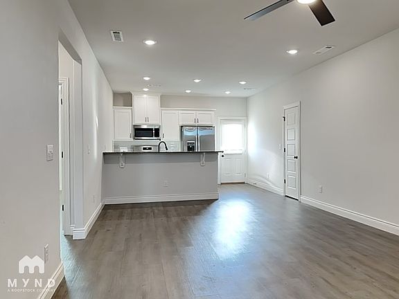 2nd image of 1201 Sunshine Ct