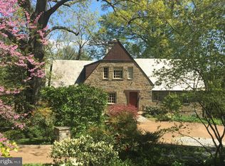 201 N Quaker Ln, Alexandria, VA 22304
