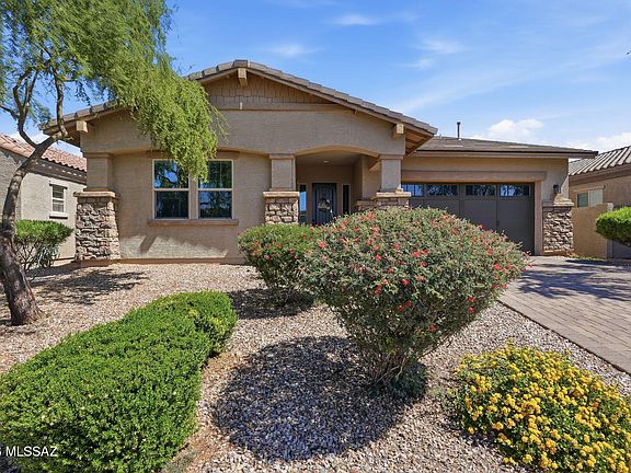 2nd image of 1076 W Desert Firetail Ln