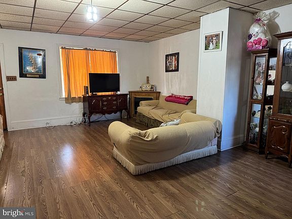 4th image of 517 Kossuth St