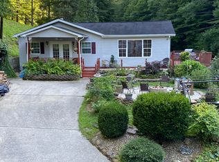 153 Williams Branch Right Fork Rd, Pineville, KY 40977