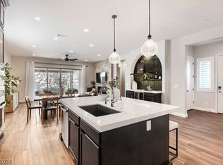 395 Nine Mile Creek Dr, Las Vegas, NV 89138