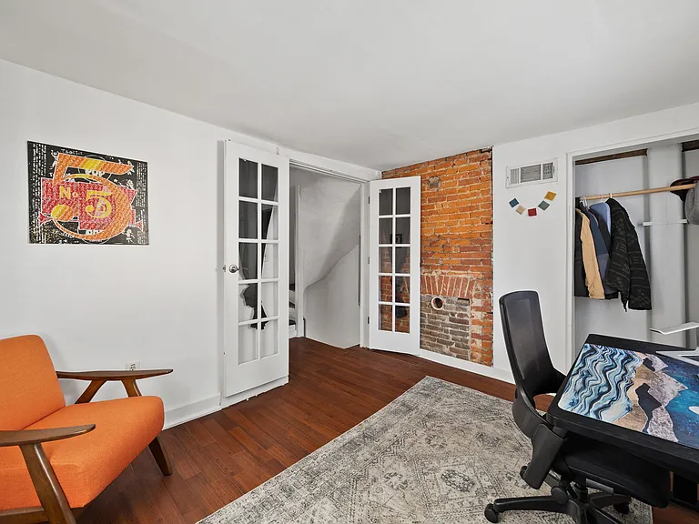 1130 Crease St — Photo 23
