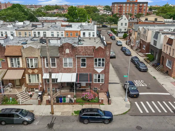2391 East 4th Street HOUSE image 1 of 17
