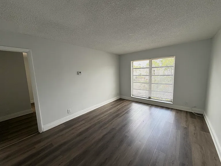 4419 Treehouse Ln #C — Photo 6