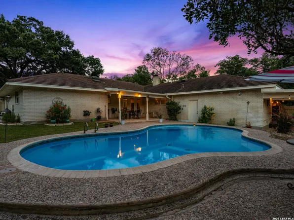 8803 Cattail, Windcrest, TX 78239