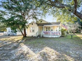 801 N Caswell Ave, Southport, NC 28461